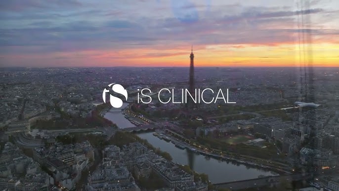 Paris Fashion Week: Backstage Skin Protocol for Glowing Skin